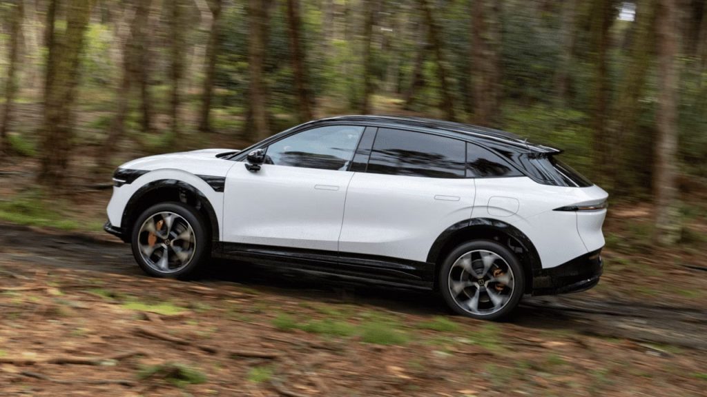 Zeekr 7X Golden Hall 2025