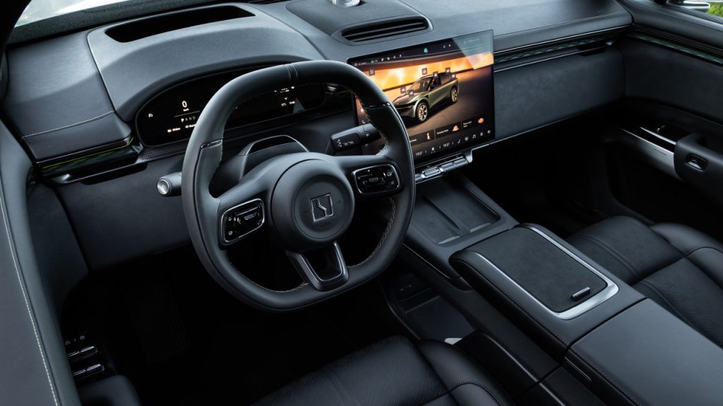 Zeekr 7X Golden Hall 2025