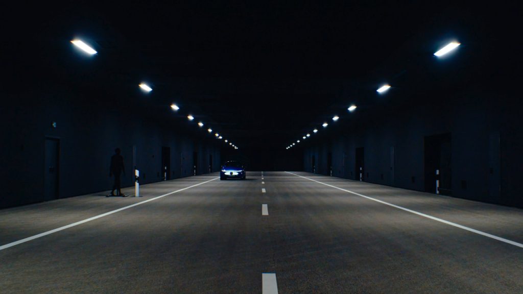 Κέντρο δοκιμών φωτισμού Mercedes 2025