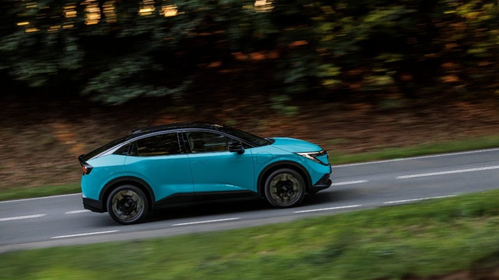 Nissan LEAF πότε έρχεται Ελλάδα 2025