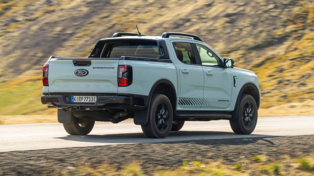 Ford Ranger PHEV 2025 leasing