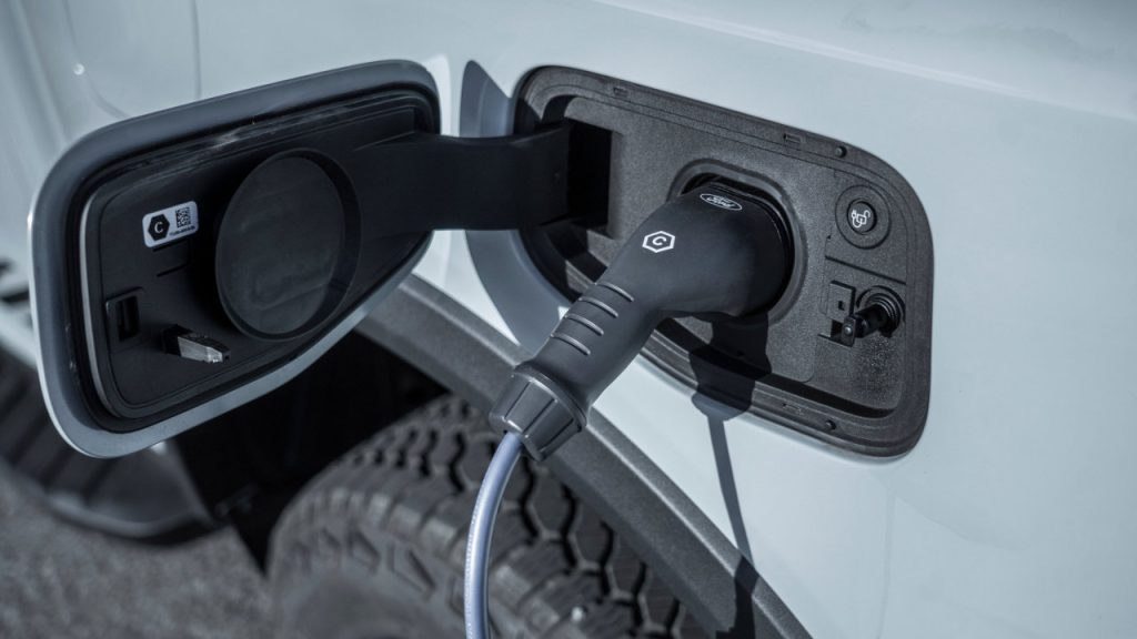 Ford Ranger PHEV 2025 leasing