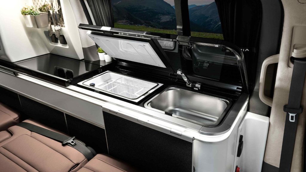 Hyundai Staria Cammper Van concept 2026