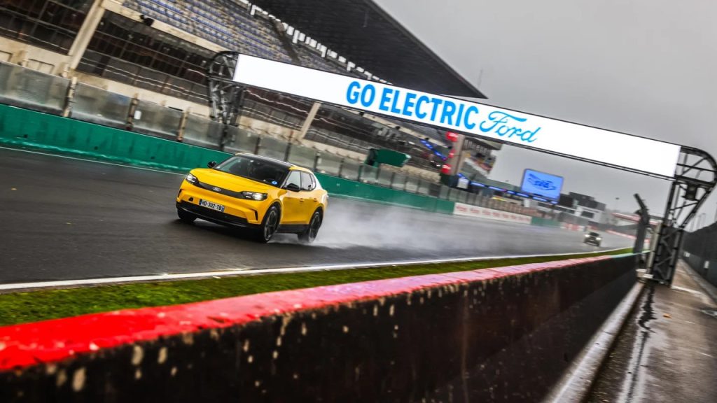 Ηλεκτρικά Ford πίστα Le Mans 2026