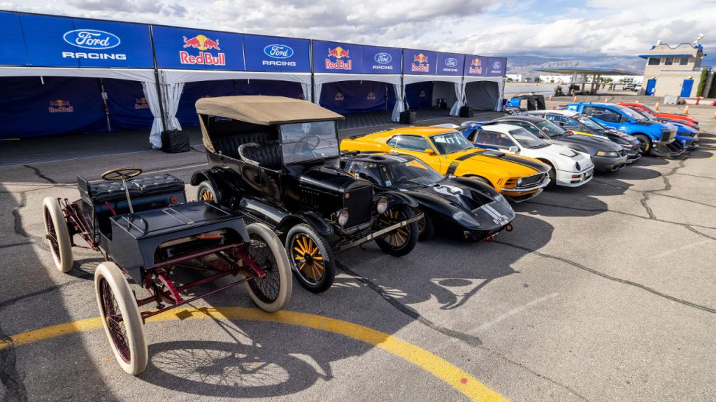 Ford Racing Max Verstappen vs Arvid Lindblad 2026 video