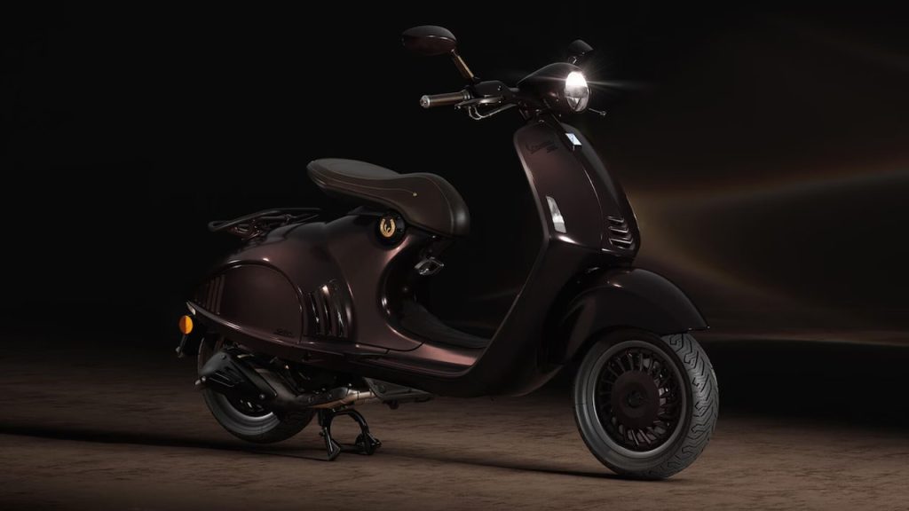 Vespa 946 Horse 2026 12.000 ευρώ