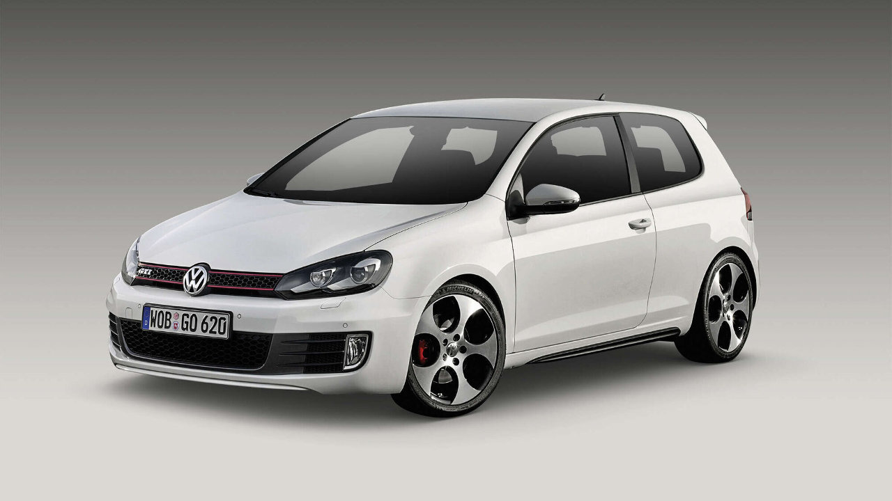 VW Golf GTI 8 γενιές 2026
