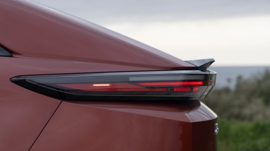 Toyota CH-R+ τιμή εκκίνησης στην Ελλάδα