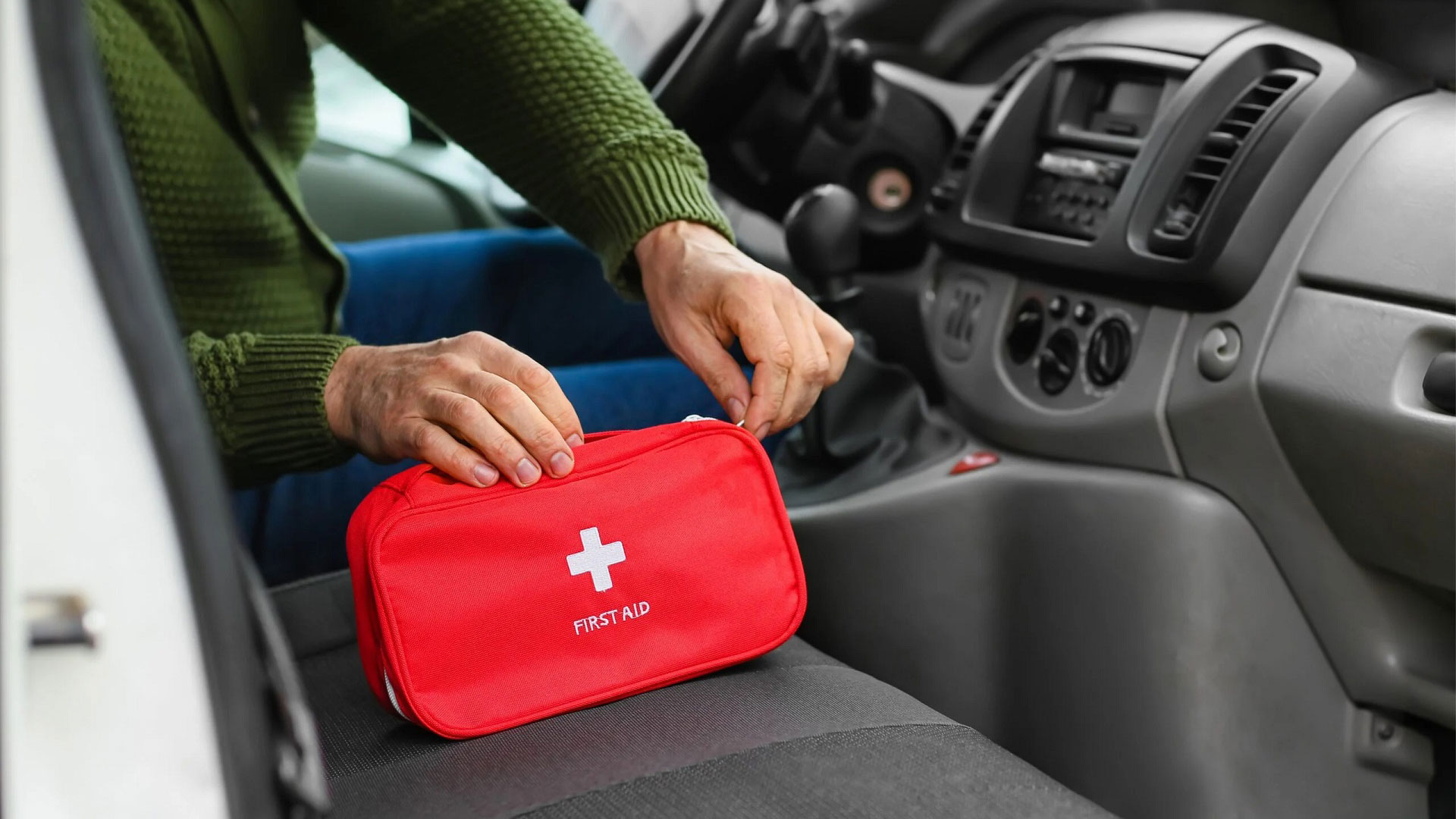 κουτί πρώτων βοηθειών