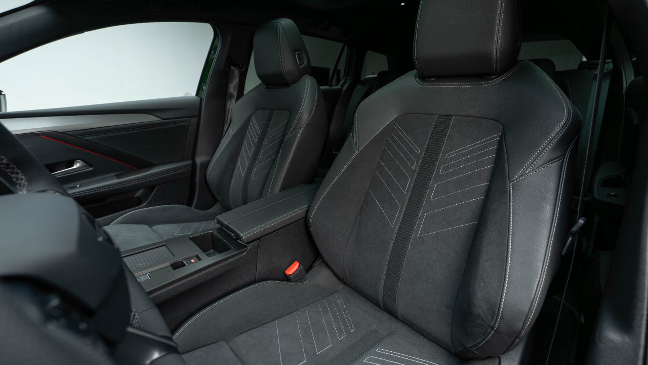 Opel Astra Intelli-Seats καθίσματα 2026