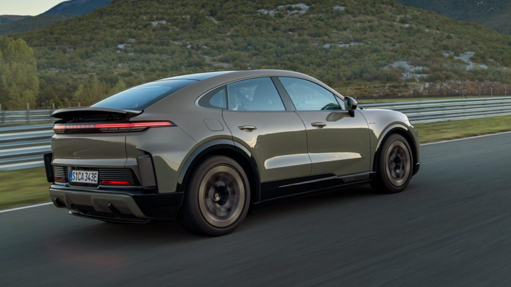 Porsche Cayenne Coupe Electric 2026
