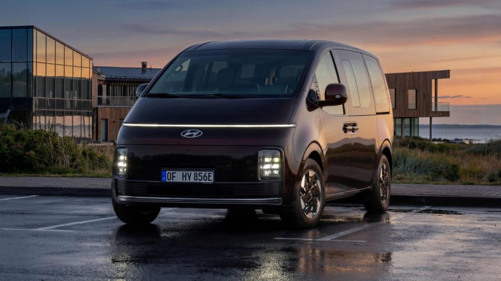 Hyundai Staria Electric Carbo Auto AThina 2026