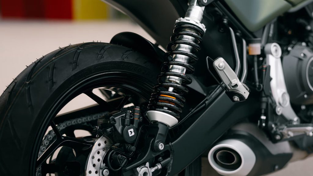 Moto Guzzi The Trip 2026 νέα μοτοσικλέτα