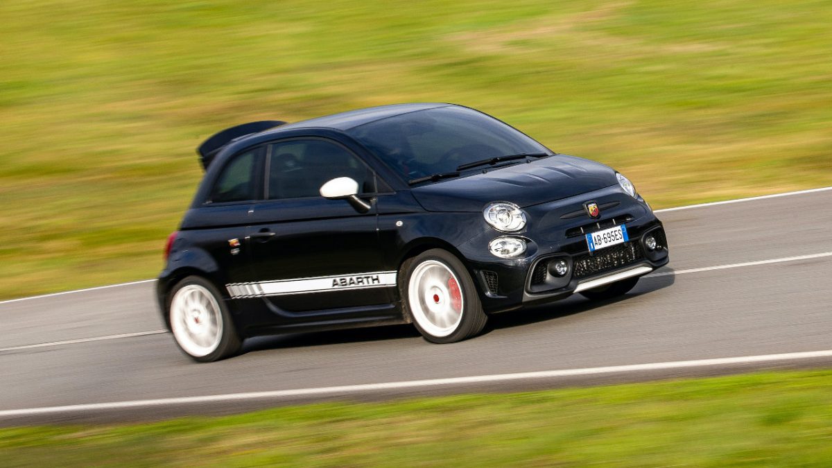 Abarth 695 Esseesse 2021 τιμή στην Ελλάδα