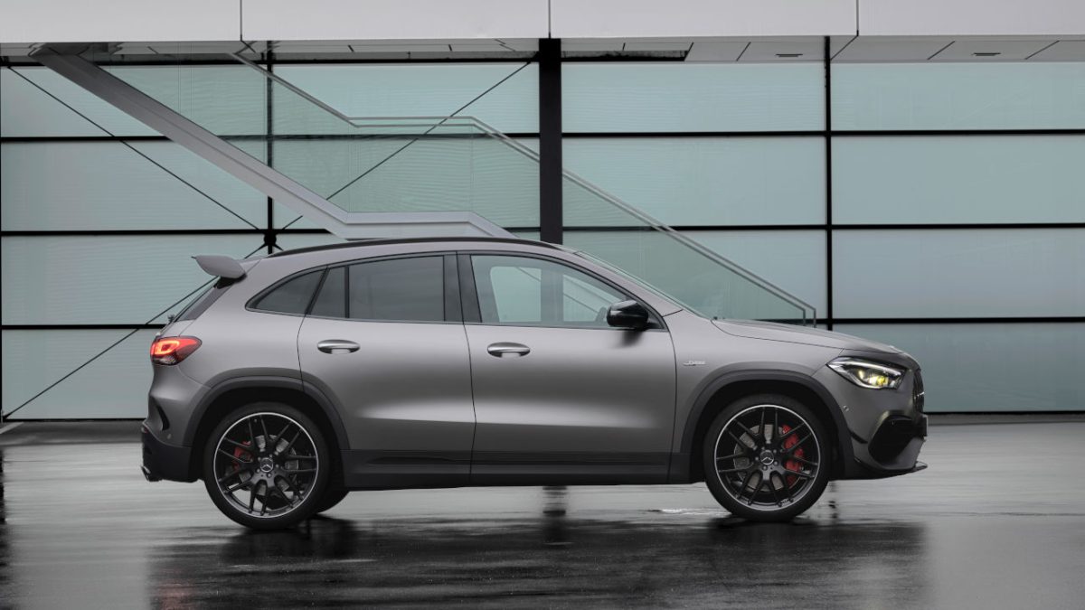 Verkaufsstart für die neuen Mercedes-AMG GLA Modelle: Kompakte Performance-SUV jetzt bestellbarSales release for the new Mercedes-AMG GLA models: Compact performance SUV now available to order