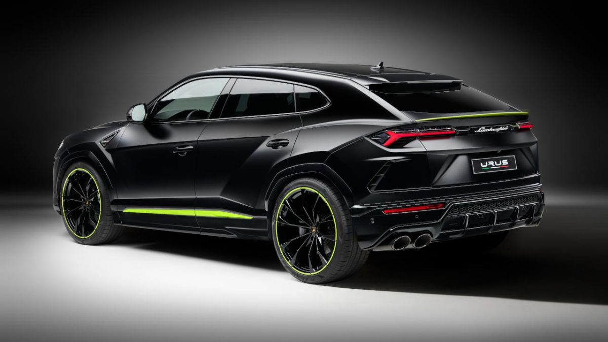 Lamborghini Urus Graphite Capsule