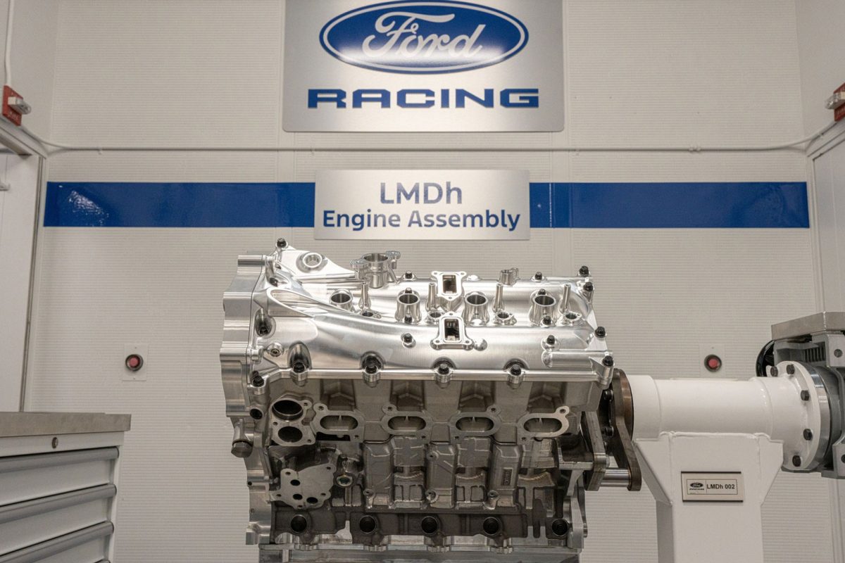 2026_Ford_Hypercar_Engine_Build_1