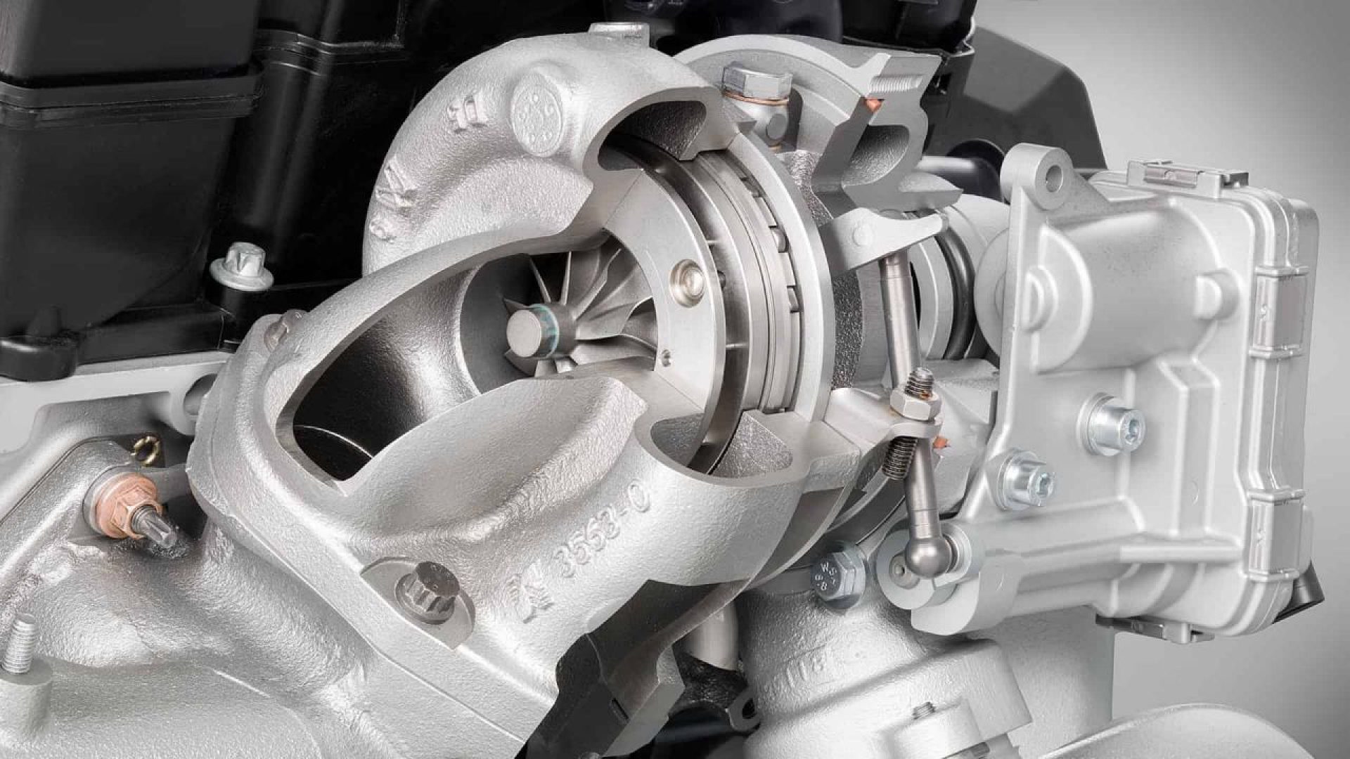 BMW-TwinPower-Turbo-Engines-2