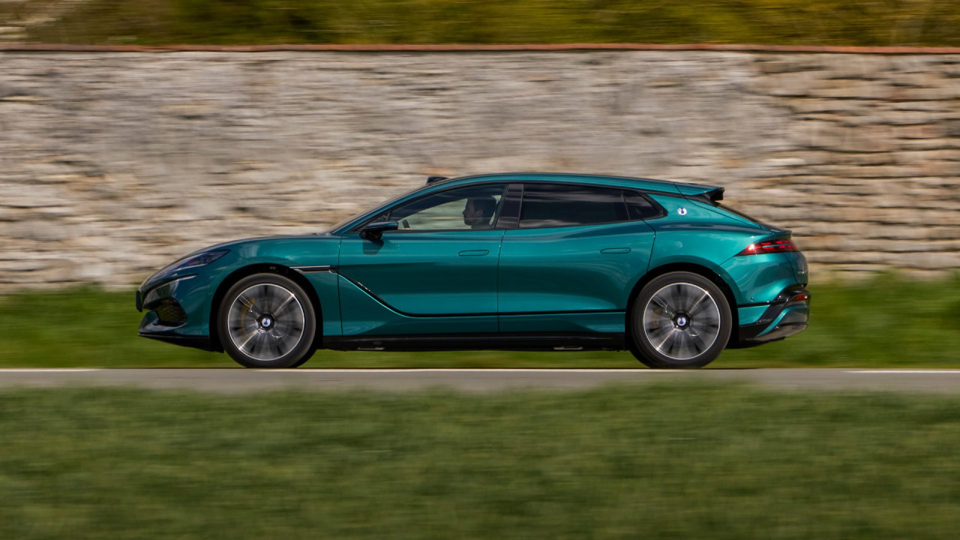 Denza Z9GT στην Ευρώπη 2026