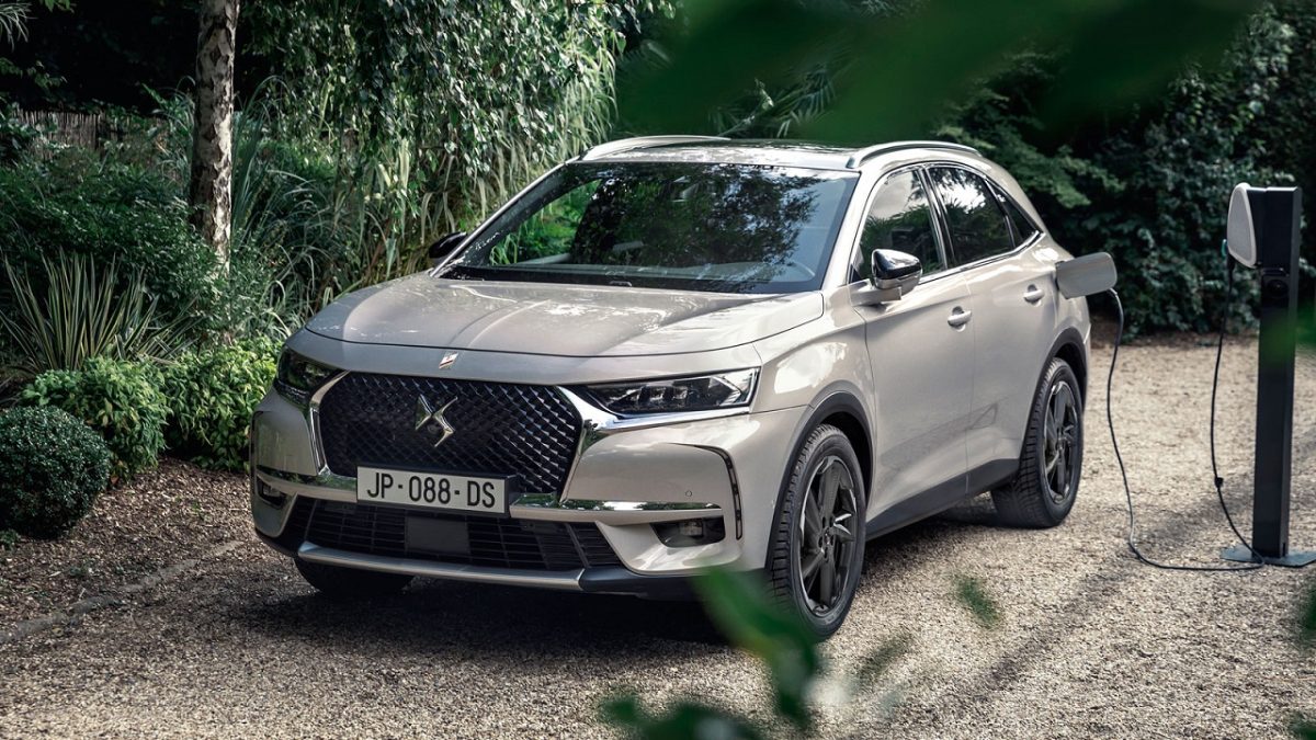 DS 7 Crossback E-Tense-b