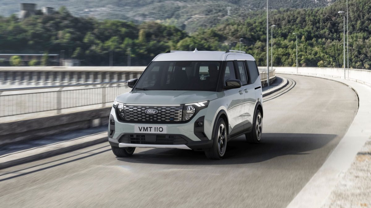 Ford E-Tourneo Courier