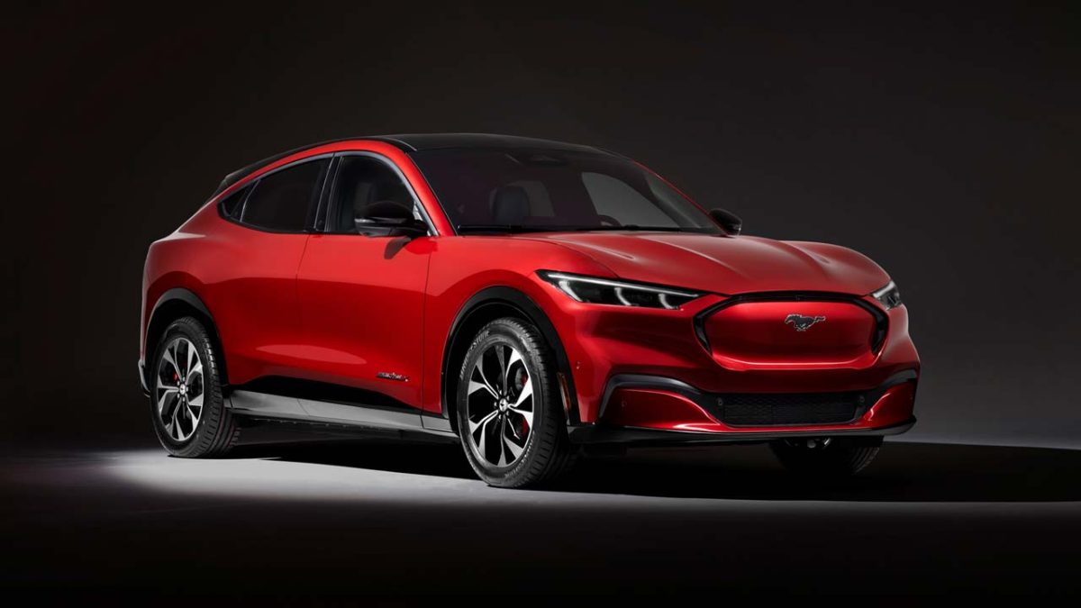 FORD_MUSTANG_MACH-E_01