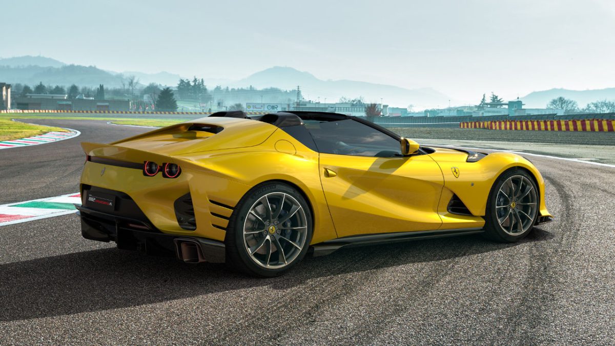 Ferrari 812 Competizione A 2021