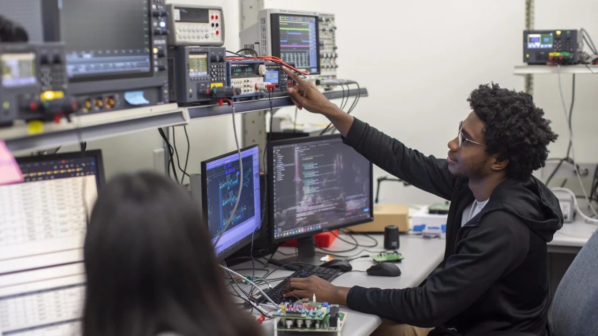 Ford τεχνολογίες AI και BluCruise 2026