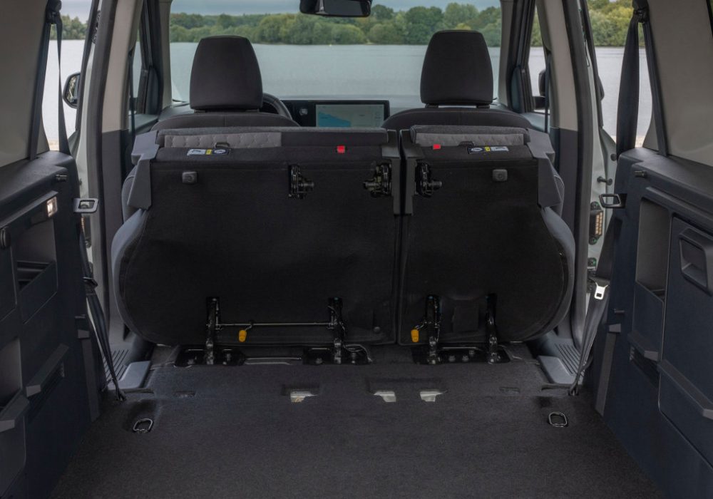 Ford E-Tourneo Courier 2026