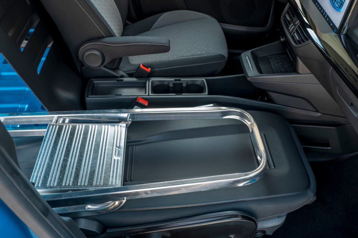 Ελαφρύ επαγγελματικό van Ford E-Transit Courier 2026