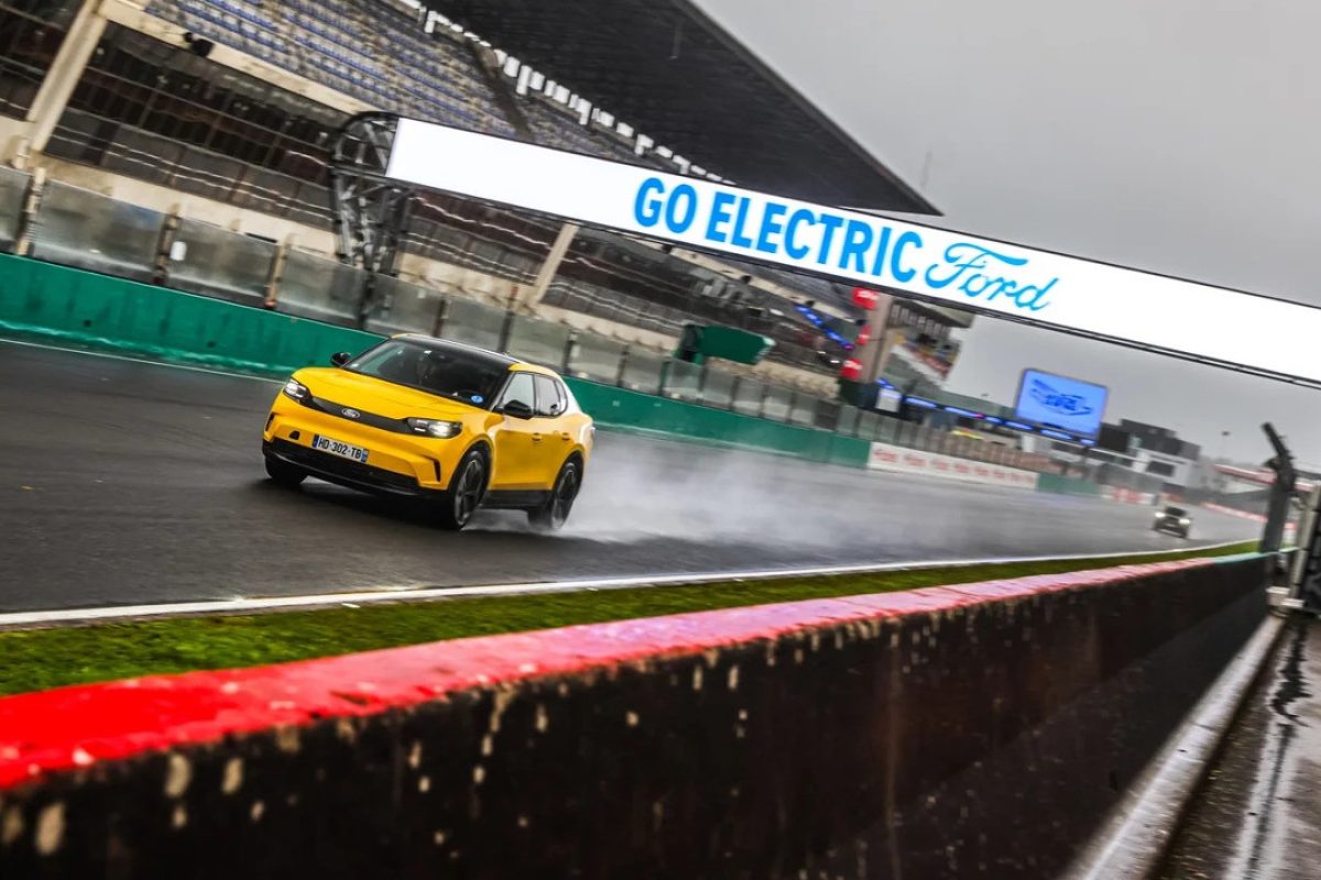 Ηλεκτρικά Ford πίστα Le Mans 2026