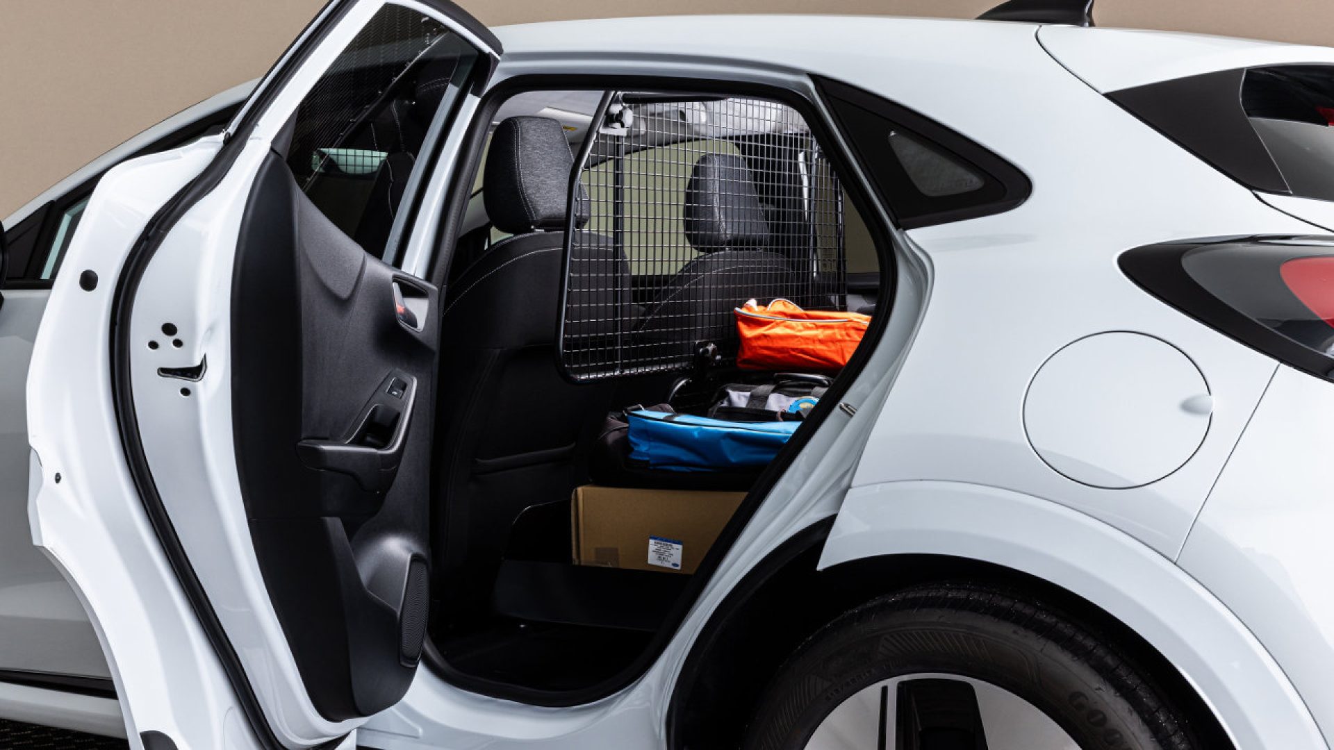 Ford Puma Gen-E Van Ergo.Tech 2026