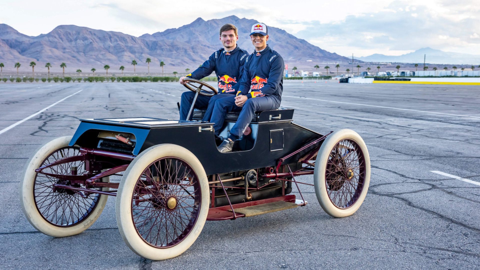 Ford Racing Max Verstappen vs Arvid Lindblad 2026 video