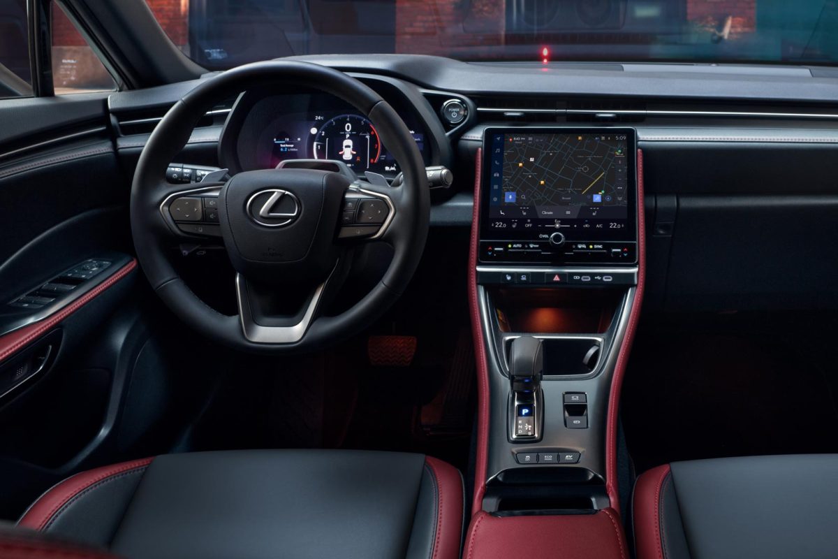 Lexus LBX