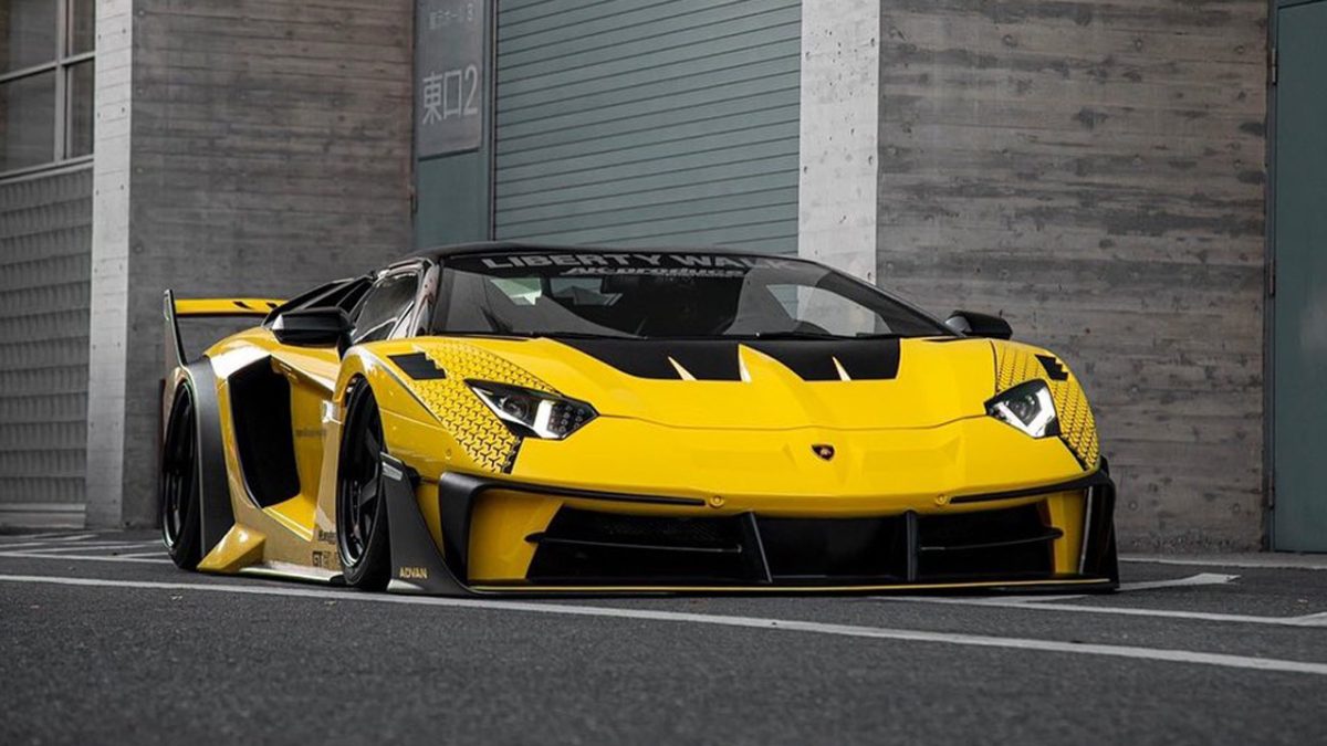 Lamborghini Aventador