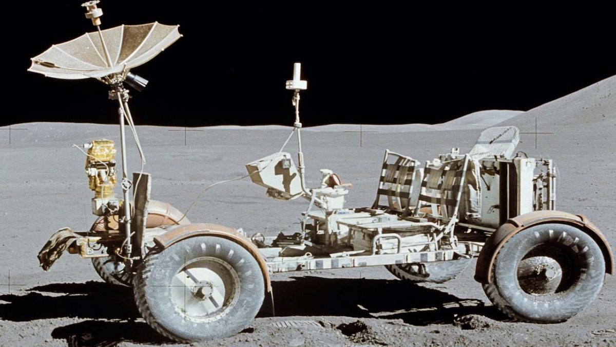 Lunar-Rover-1