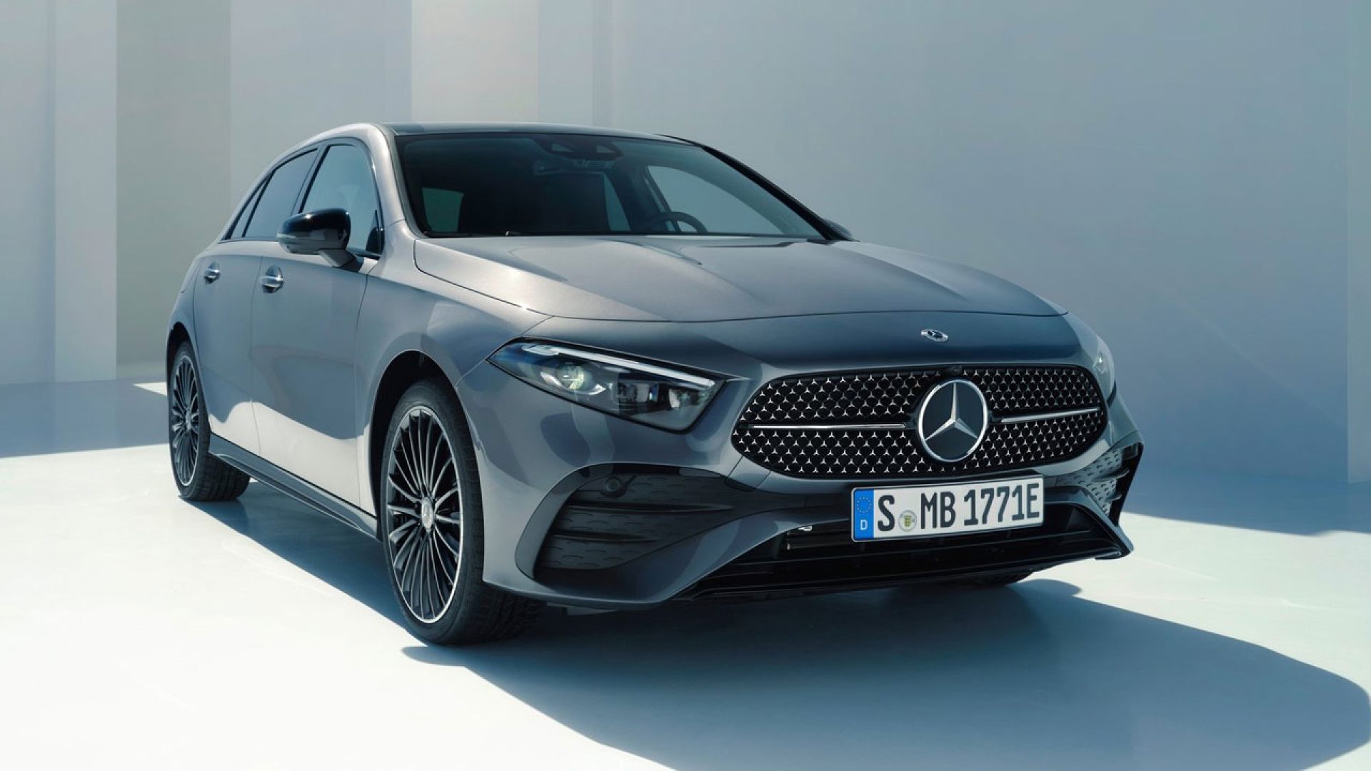 MERCEDES_ACLASS_ADV (5)