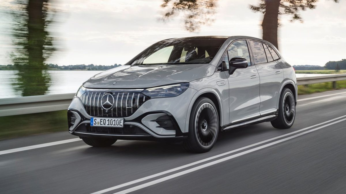Mercedes EQE SUV