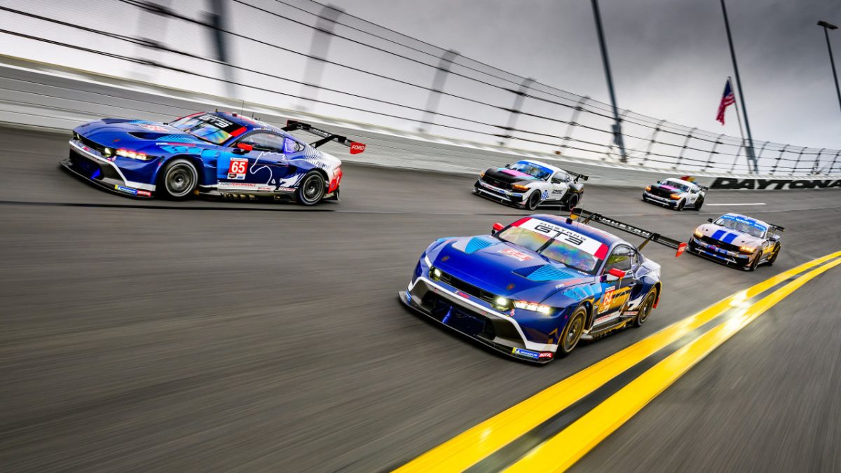 ford Mustang αγώνες ντεμπούτο 2024