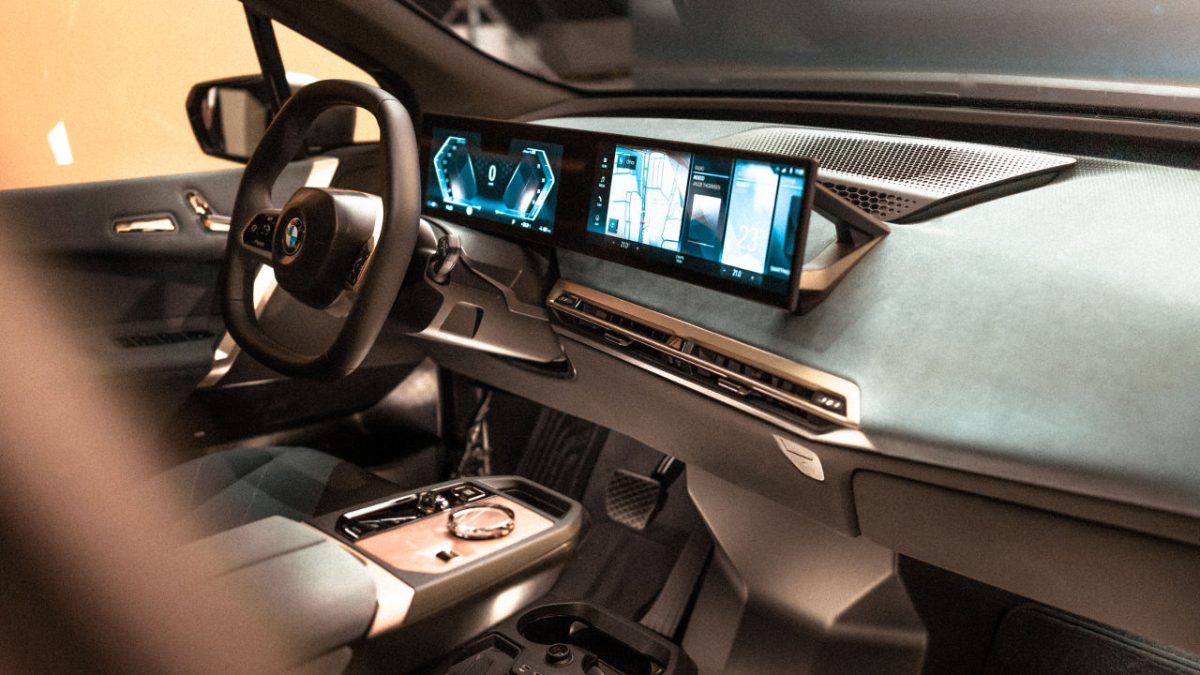 BMW iDrive 2021