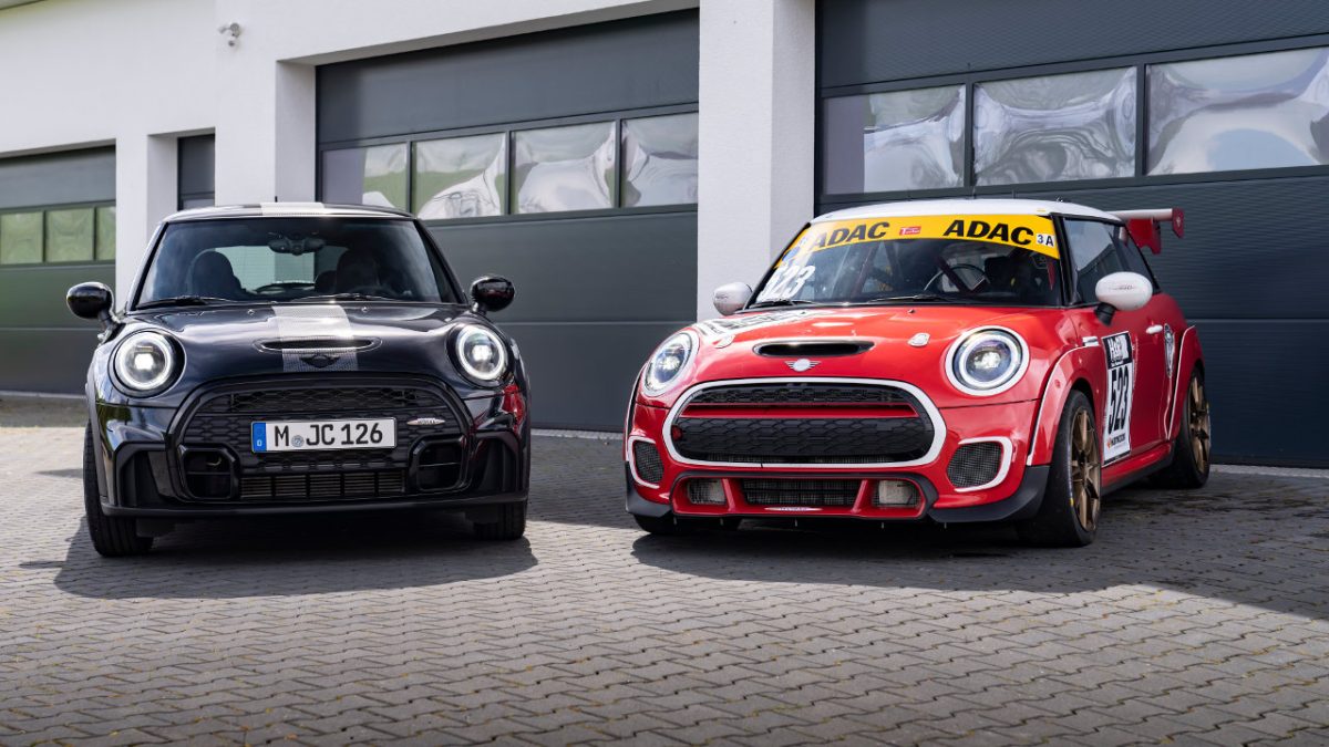 MINI John Cooper Works ston 24ωρο αγώνα του Nurburgring 2023