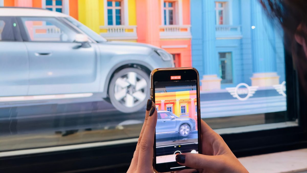 attica City Link MINI Countryman 2024