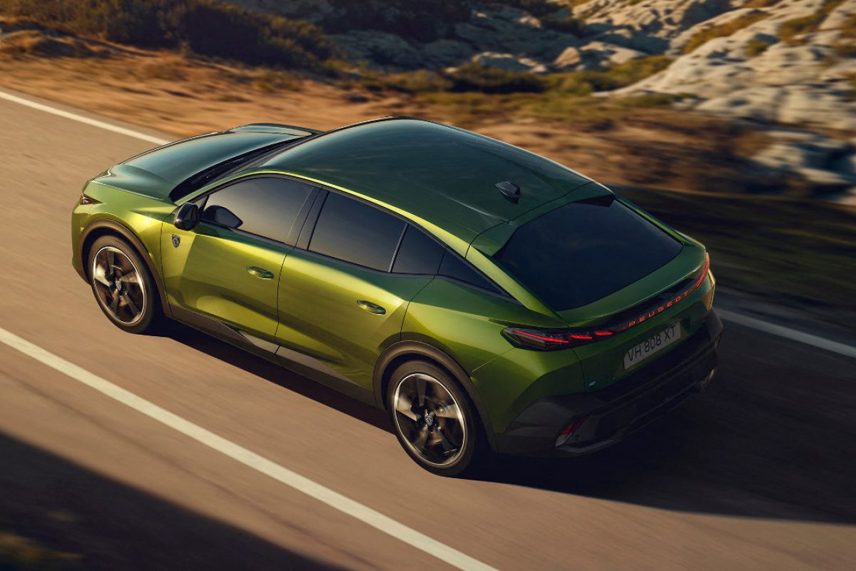 Peugeot 408