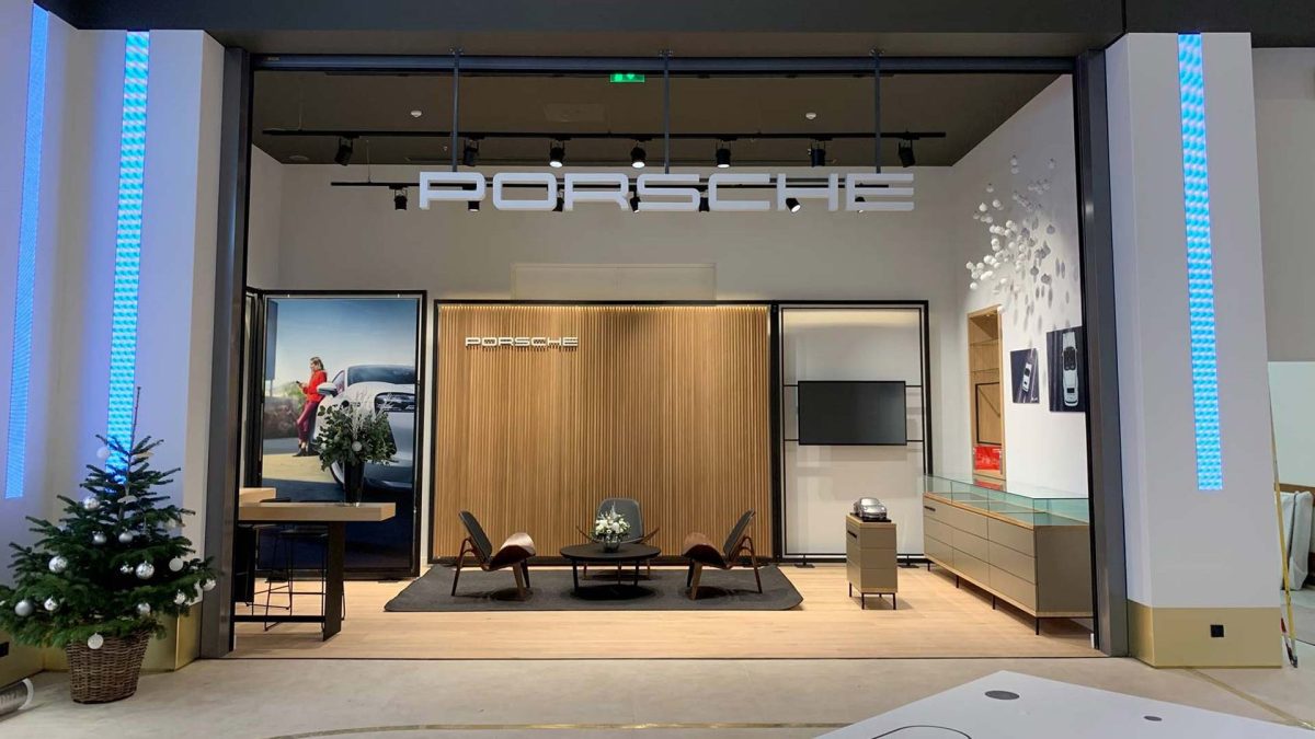 PorscheNow-Store-2