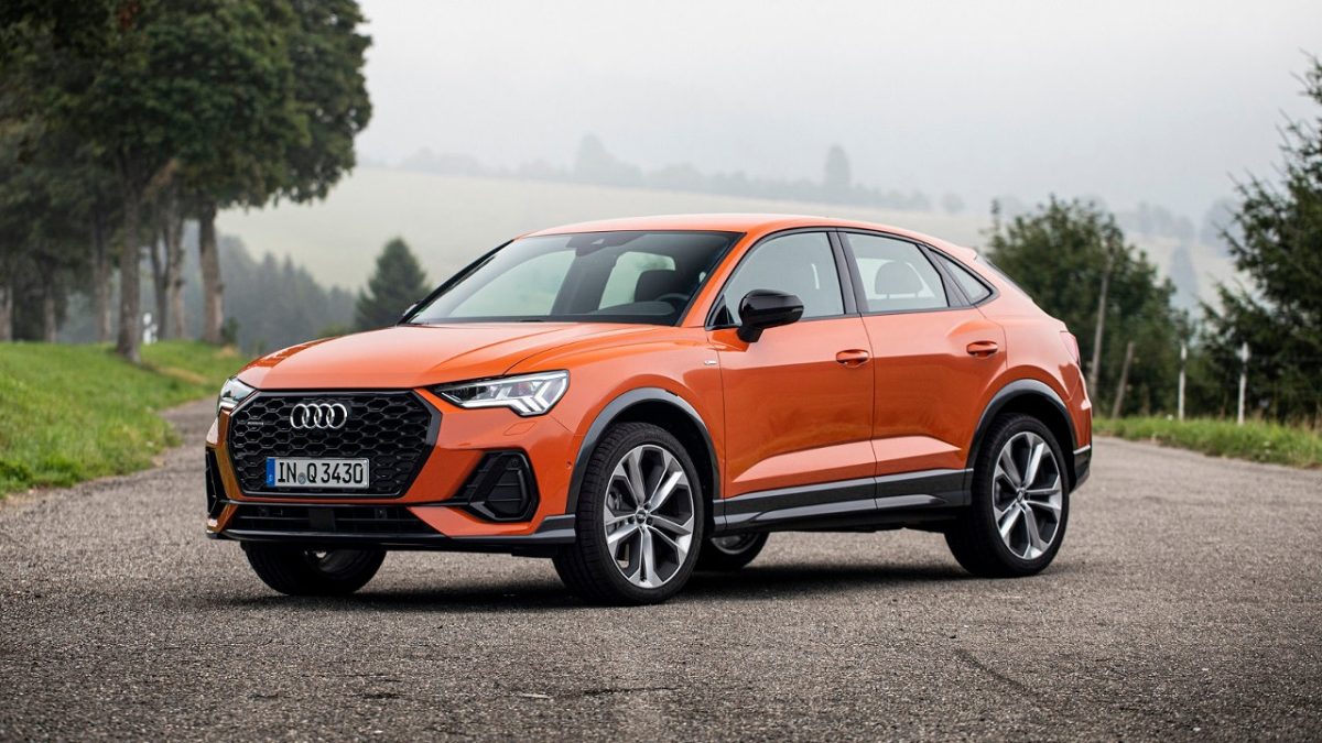 Static photo, 
Colour: Pulse orange