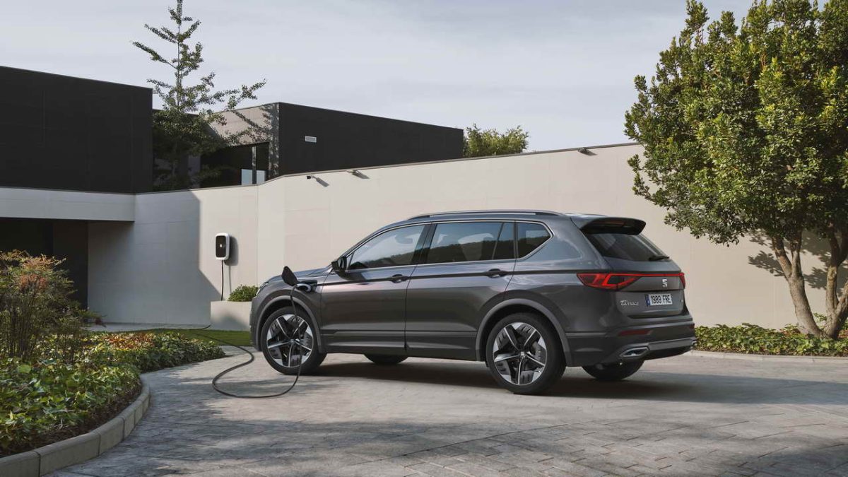 Seat_TarracoFRPHEV08