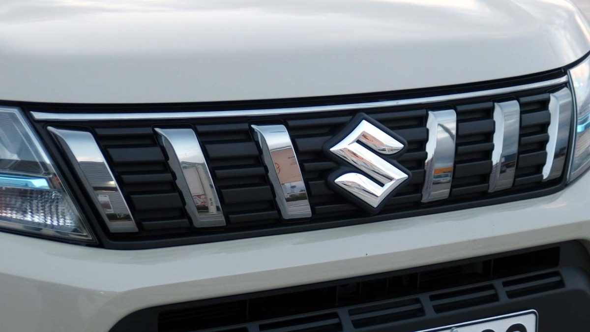 Suzuki_vitara_2wd_2020_8
