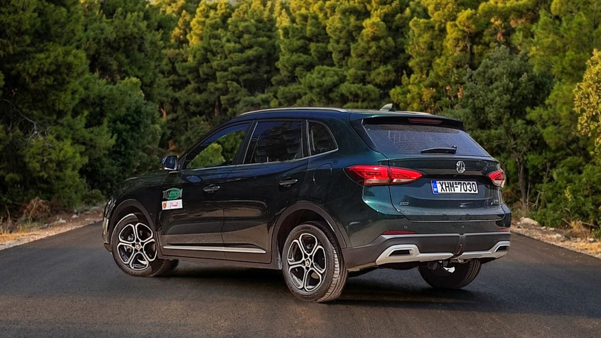 mg zs max hyrid+ 2026