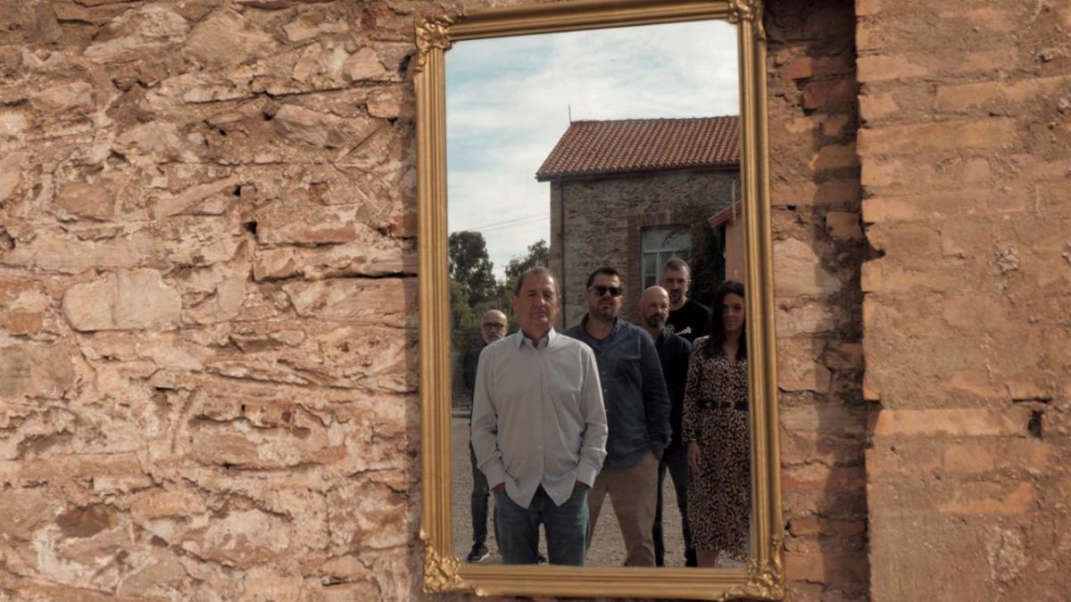 Traction202101Still006