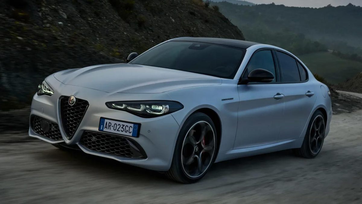 alfa-romeo-giulia-stelvio-1